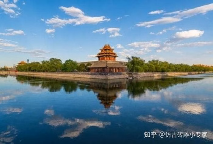 Kiến trúc cổ kính với những mái ngói đặc trưng của Tử Cấm Thành
